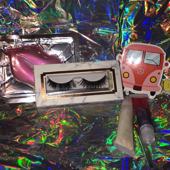 Lipgloss bundle - Picture 1 of 3